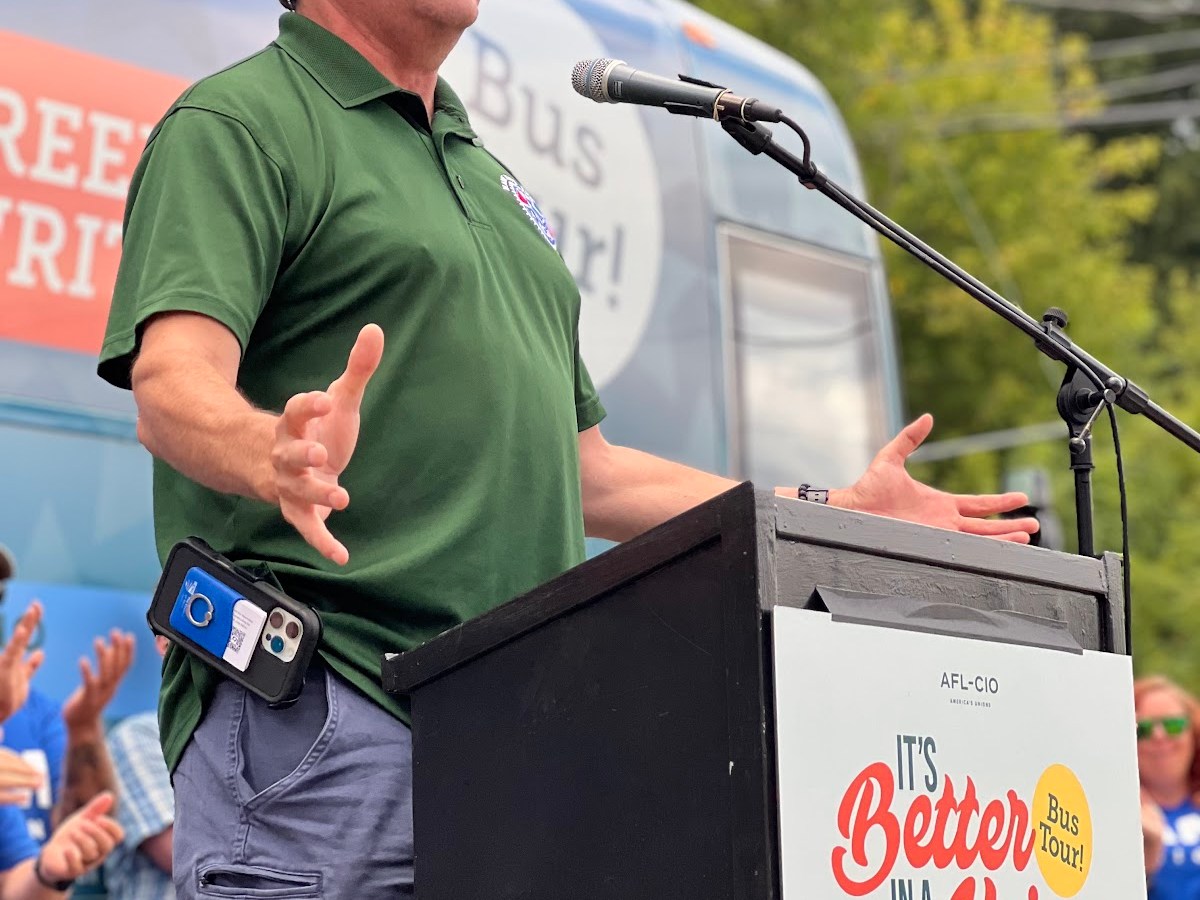 Workers rally in Jay as part of national union bus tour