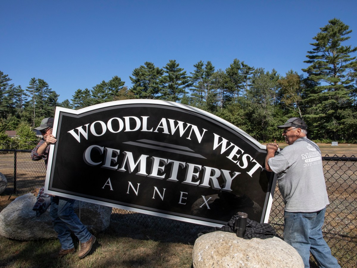 Steve Marston had ‘a little help from his friends’ installing Andover Cemetery sign