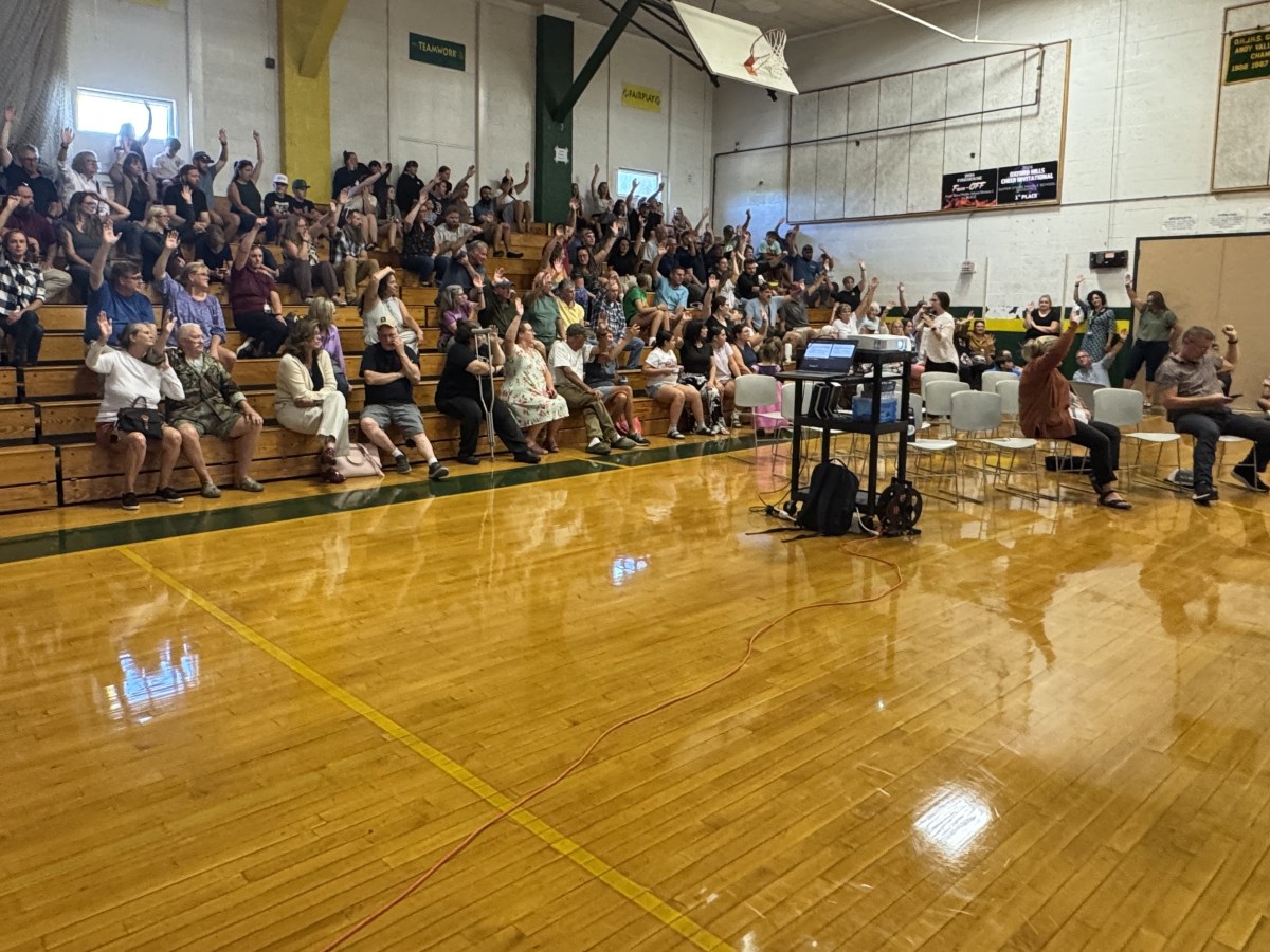 Oxford Hills residents, state committee back Paris middle school construction project