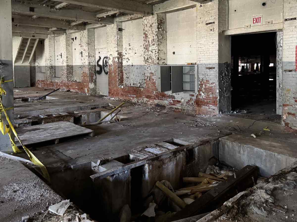 Oxford takes last look at 1800s woolen mill before redevelopment project begins